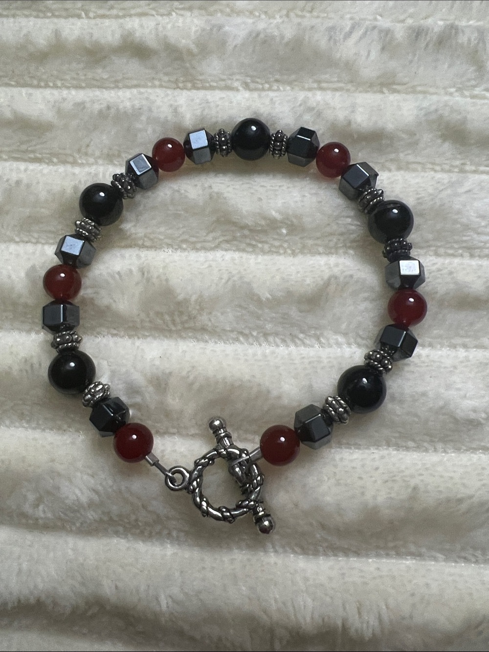 Red jade, black onyx, & hematite Beaded Toggle 7.5” Bracelet - Women’s Jewelry